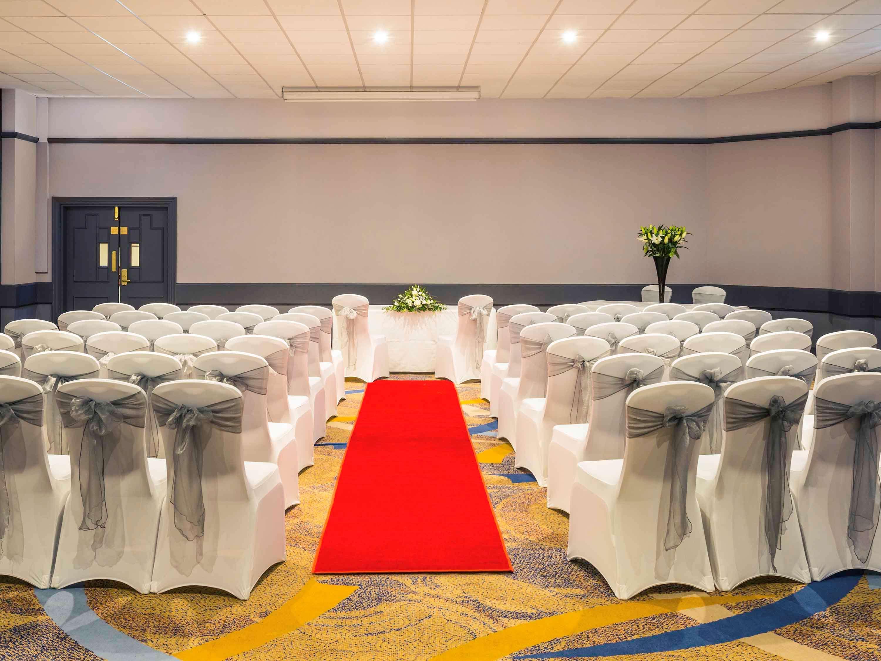 Hotel Mercure Court