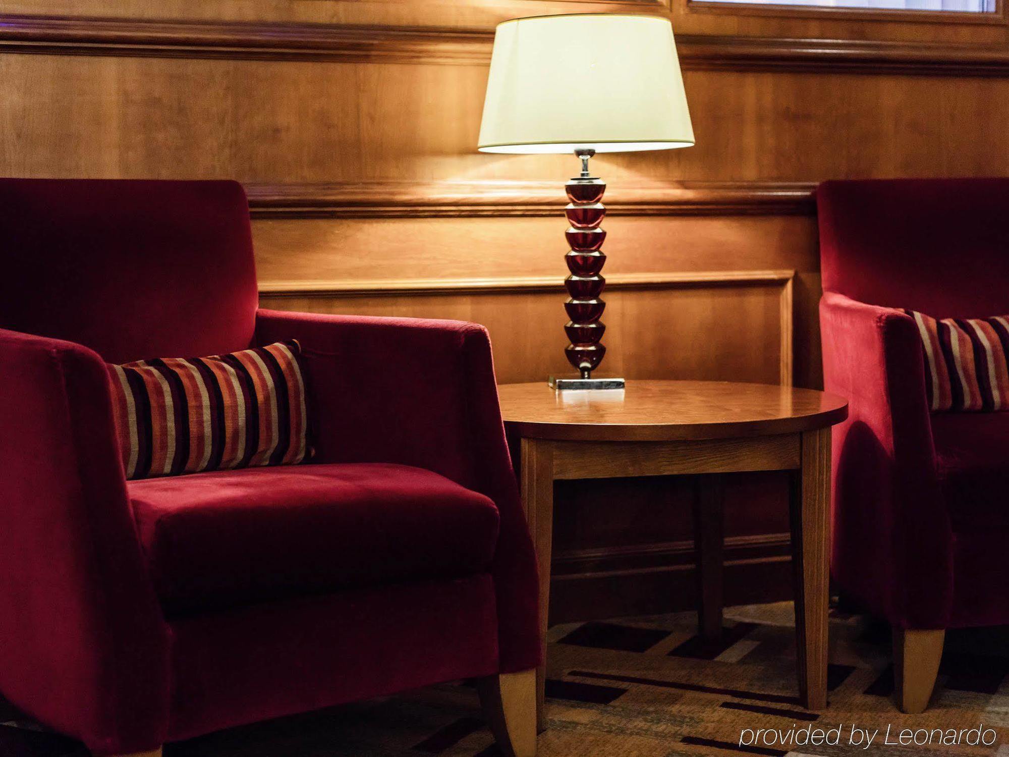 Mercure Court 4*
